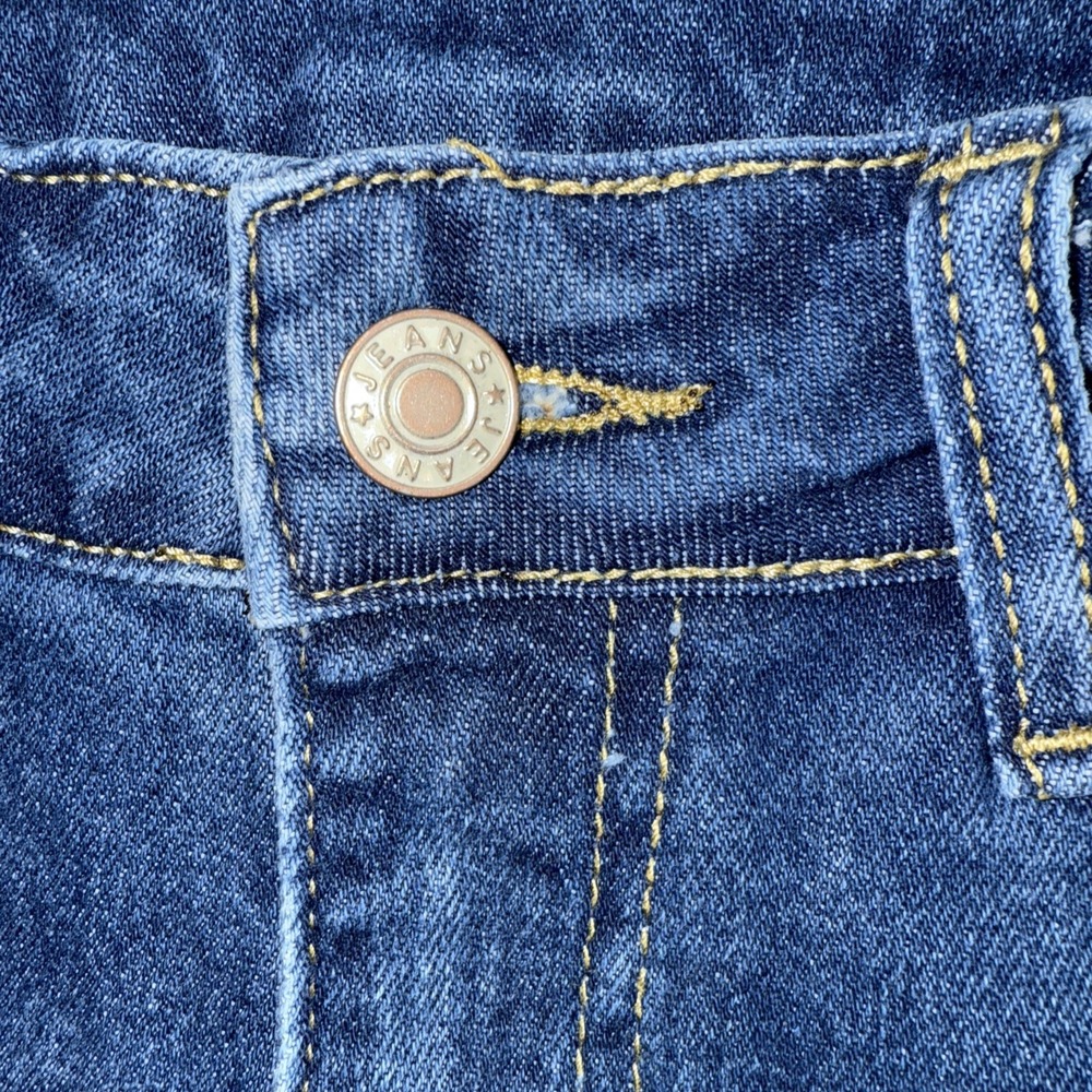 Chic Denim Blue Shorts - Picture 6 of 9